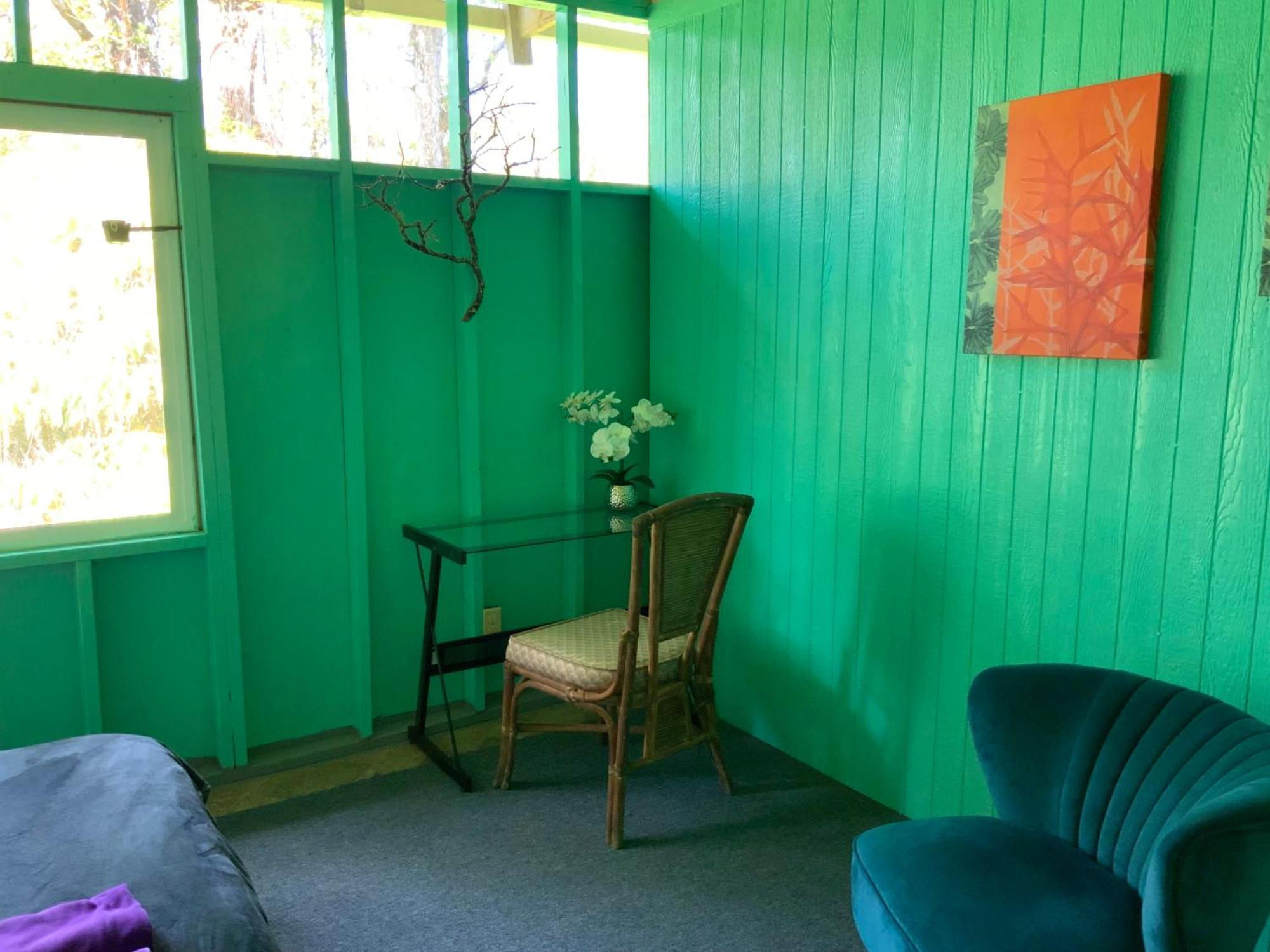 Simply Convenient Tropical Country Studio Mountain View Bagian luar foto